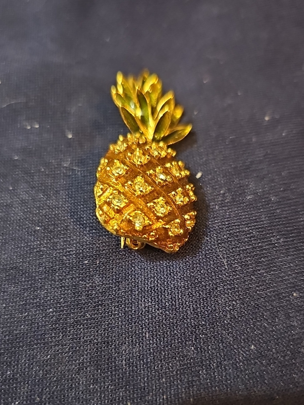 Gold Pineapple Crystal Brooch - Women's Fashion Jewelry